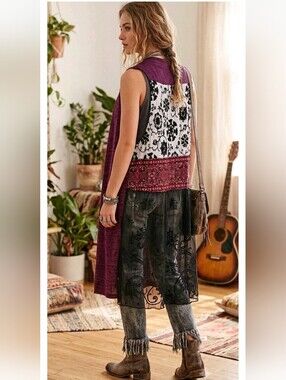 Vincente Burgundy Black Knit Lace Sleeveless Kimono Boho Indie Western